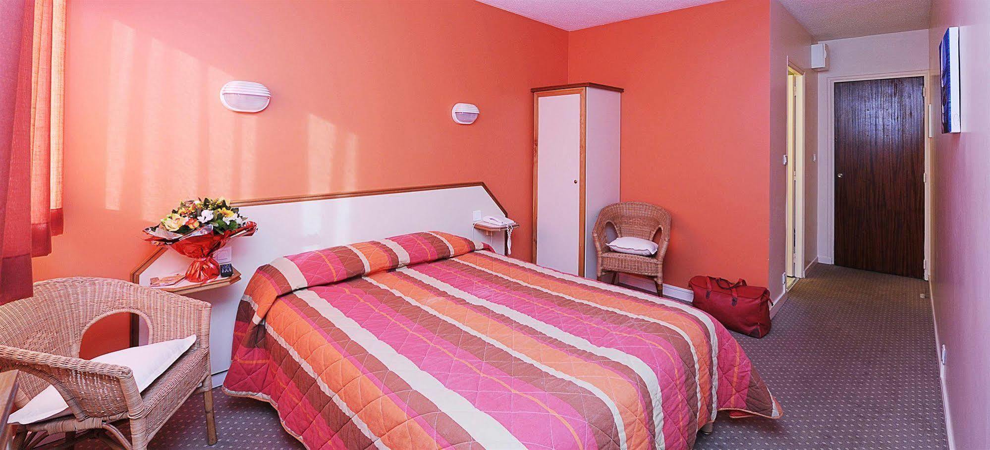 Amerique Hotel Palavas - Piscine - Plage Dış mekan fotoğraf
